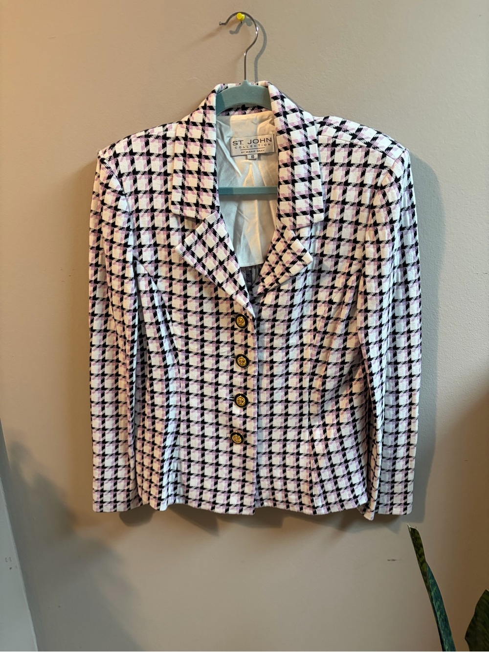St. John Pink and Black Houndstooth Knit Blazer